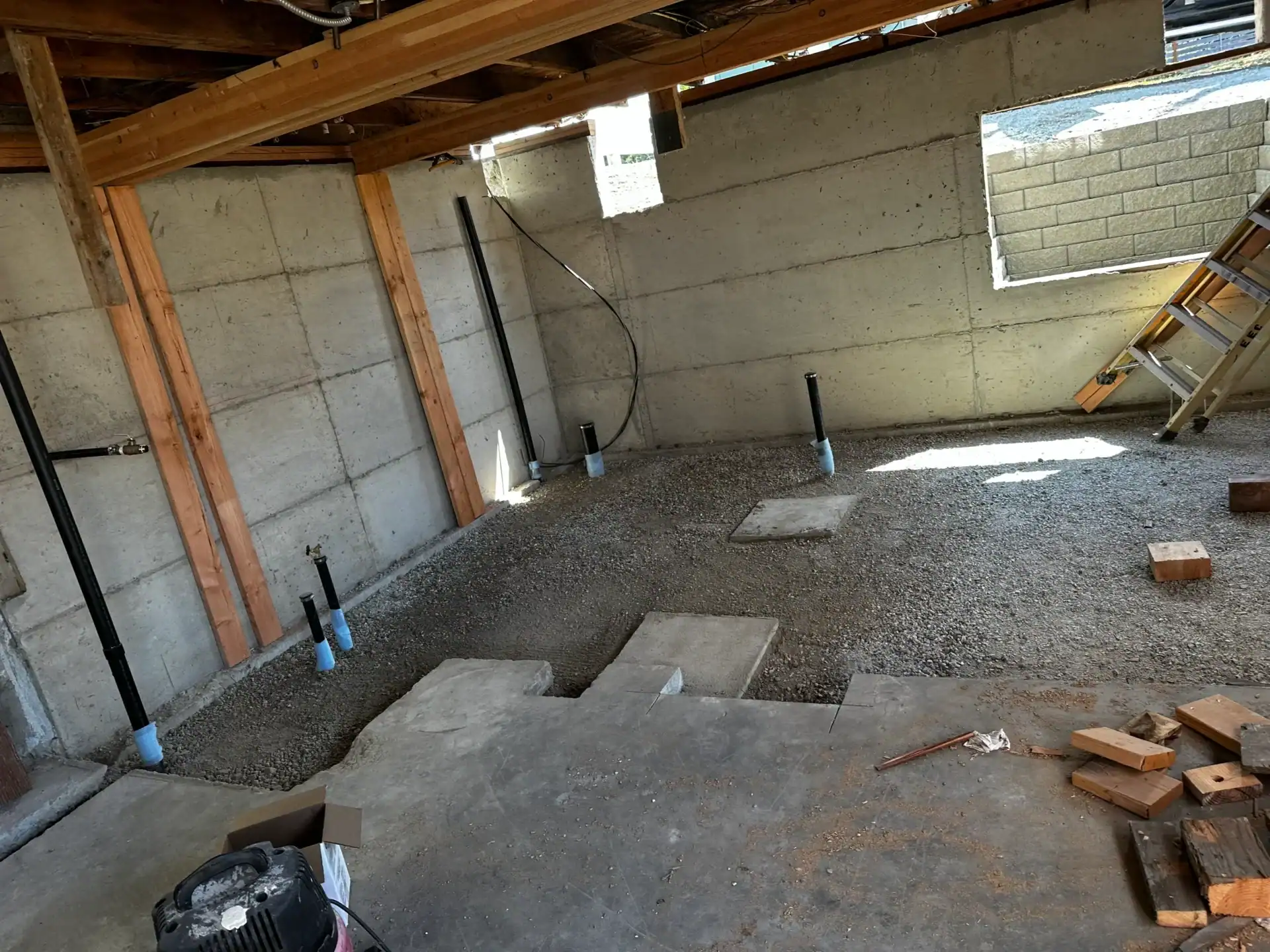 underneath-of-the-house